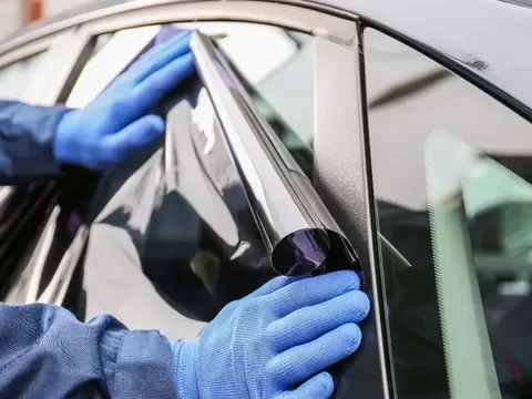 COMO SE TINTA LAS LUNAS DE UN COCHE : TINTADO DE LUNAS MADRID 